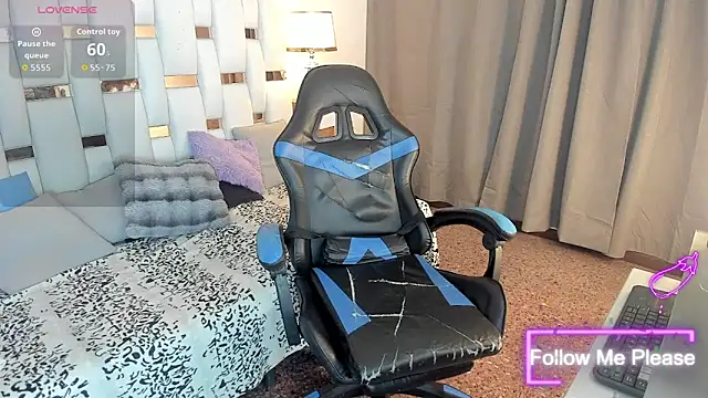 nextboywell1 online show from 03-17-26, 03:22