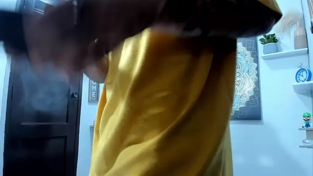 nextboywell1 online show from 04-29-26, 03:21