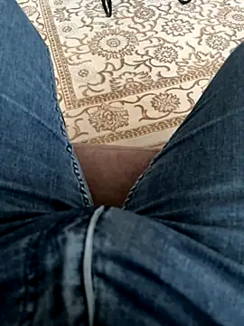 Snapshot of KAZANOVAA chatting on 11-11-25, 04:45 KAZANOVAA online show from 11-11-25, 04:45