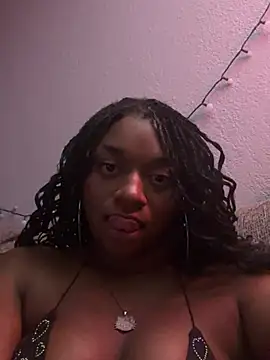 Snapshot of XKimmyGreen chatting on 07-24-26, 03:37 XKimmyGreen online show from 07-24-26, 03:37