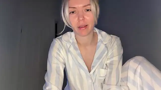 lolableux online show from 02-05-26, 09:52