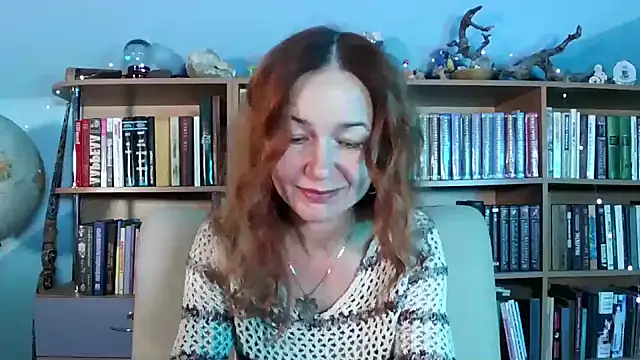 Foxilady357 online show from 12-04-25, 01:53