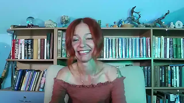 Foxilady357 online show from 07-14-26, 04:45