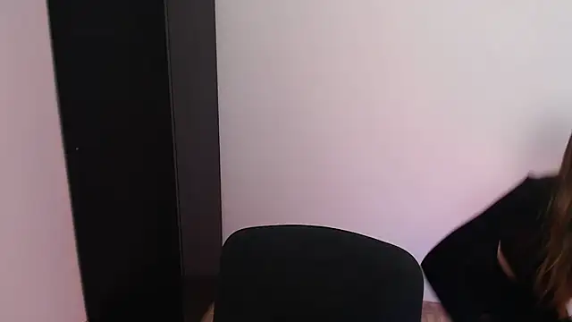 Snapshot of Ariella_ari chatting on 10-07-25, 07:16 Ariella ari online show from 10-07-25, 07:16