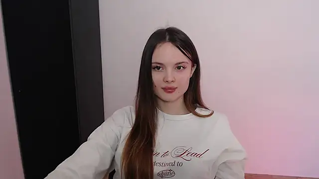 Snapshot of Ariella_ari chatting on 10-08-25, 12:58 Ariella ari online show from 10-08-25, 12:58