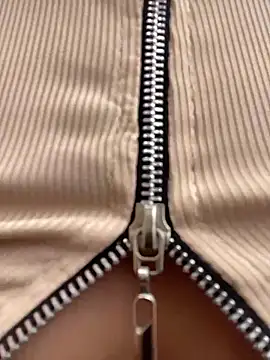 Snapshot of haally-mll chatting on 03-06-26, 05:53 haally-mll online show from 03-06-26, 05:53