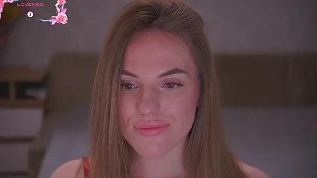 Snapshot of Vanille_Mystery chatting on 12-18-25, 09:43 Vanille Mystery online show from 12-18-25, 09:43