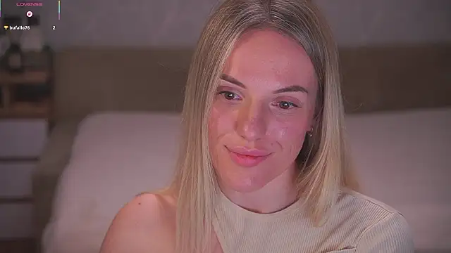 Snapshot of Vanille_Mystery chatting on 03-16-26, 12:27 Vanille Mystery online show from 03-16-26, 12:27