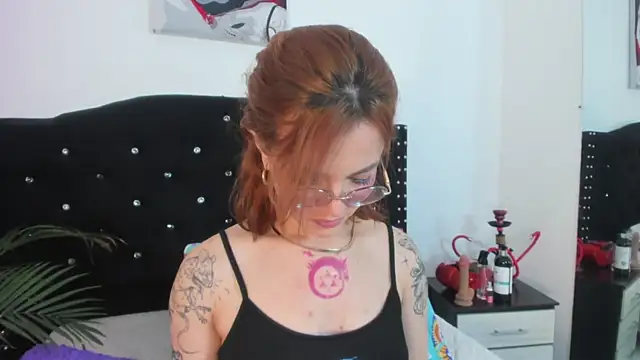 Snapshot of abby_jones2 chatting on 07-09-26, 03:32 abby jones2 online show from 07-09-26, 03:32