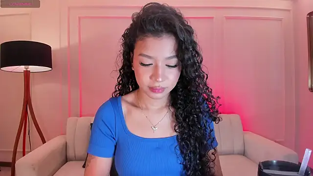 Snapshot of SophieHouston_ chatting on 09-11-25, 04:01 SophieHouston online show from 09-11-25, 04:01