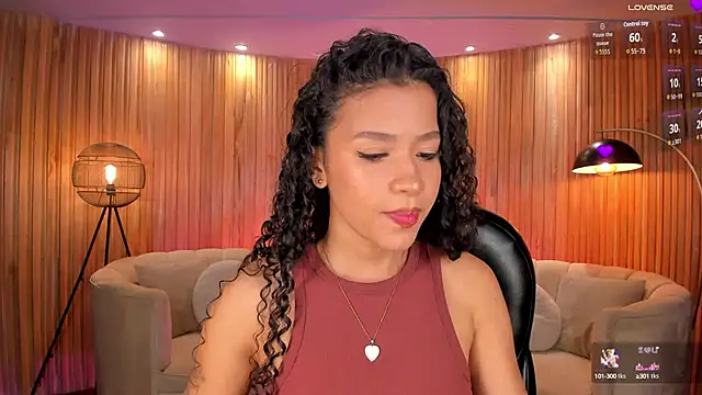 Snapshot of SophieHouston_ chatting on 09-28-25, 02:50 SophieHouston online show from 09-28-25, 02:50