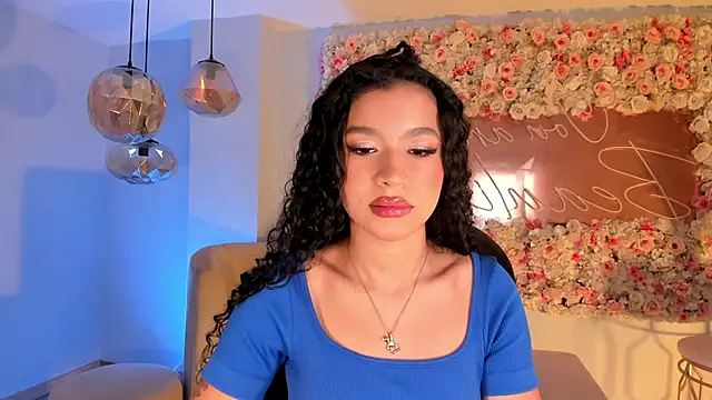 Snapshot of SophieHouston_ chatting on 10-02-25, 03:57 SophieHouston online show from 10-02-25, 03:57