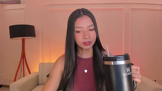 Snapshot of SophieHouston_ chatting on 11-09-25, 11:36 SophieHouston online show from 11-09-25, 11:36