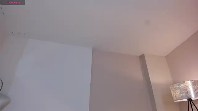 MilaLawrence online show from 06-19-26, 11:47
