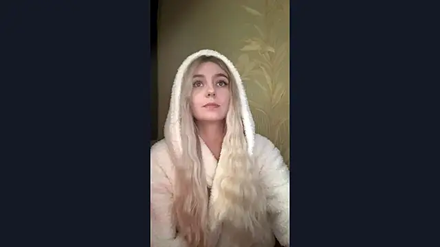 sindi love u online show from 10-19-25, 09:32