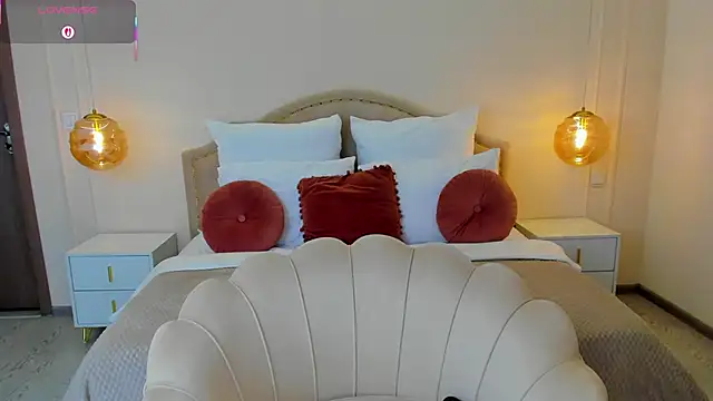 MilaMour online show from 12-03-25, 08:18