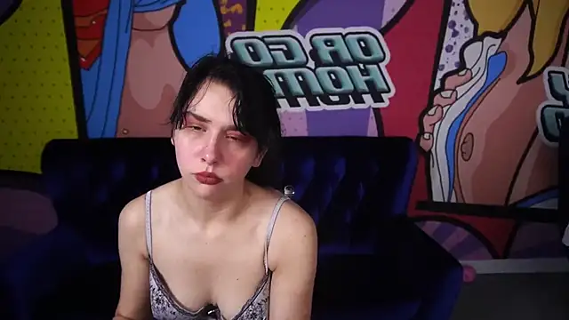 Snapshot of LiviaShy chatting on 12-04-25, 08:28 LiviaShy online show from 12-04-25, 08:28