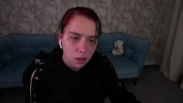 LiviaShy online show from 04-28-26, 07:30