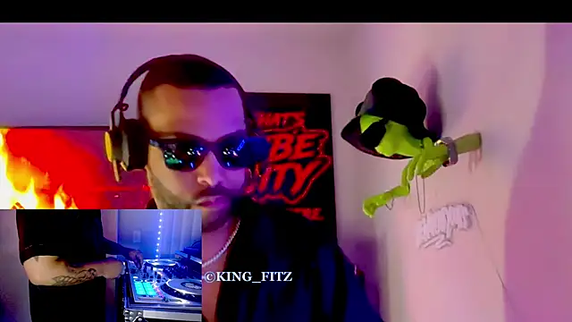 KING FITZ online show from 04-19-26, 02:55