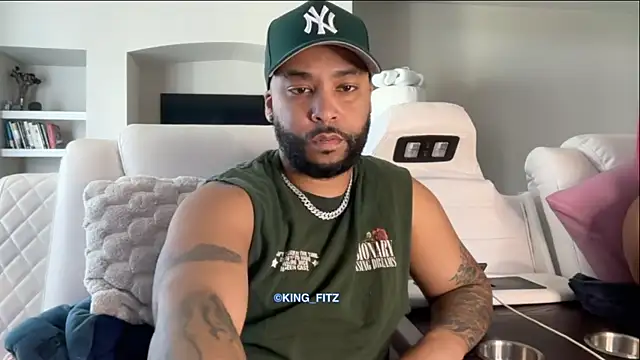 KING FITZ online show from 07-08-26, 03:16