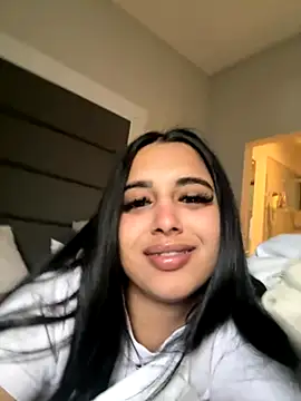LilMisIndianx online show from 10-20-25, 04:57