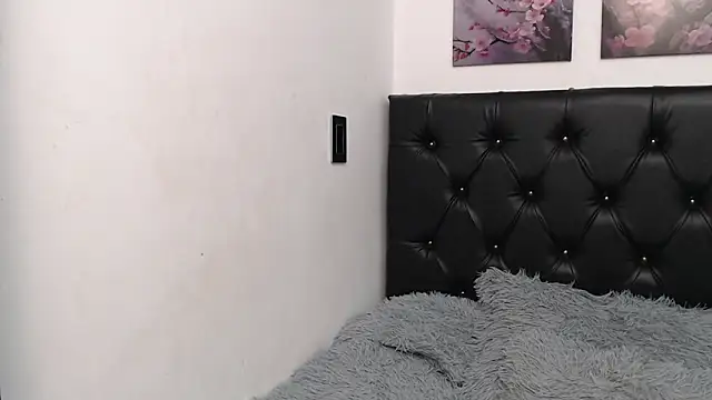 pinky f00x online show from 05-21-26, 07:32