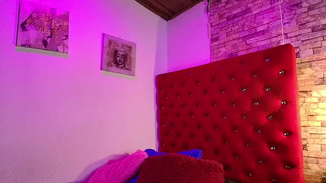 Victoria Thompson1 online show from 10-03-25, 08:06