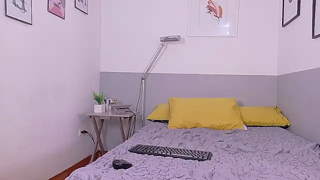 Snapshot of drooling4daddy chatting on 02-13-26, 01:07 drooling4daddy online show from 02-13-26, 01:07