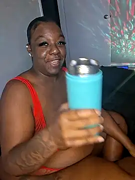 Snapshot of Thickkemzz41 chatting on 09-23-25, 11:41 Thickkemzz41 online show from 09-23-25, 11:41