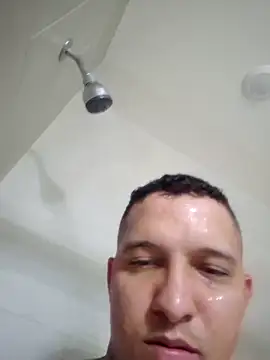 Snapshot of Leannel26 chatting on 03-25-26, 12:27 Leannel26 online show from 03-25-26, 12:27