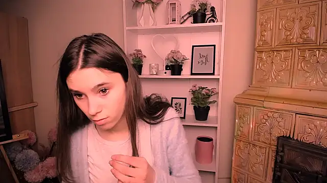 RosaRay  online show from 04-25-26, 06:05