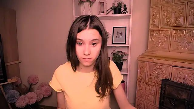 Snapshot of RosaRay_ chatting on 05-06-26, 06:19 RosaRay online show from 05-06-26, 06:19
