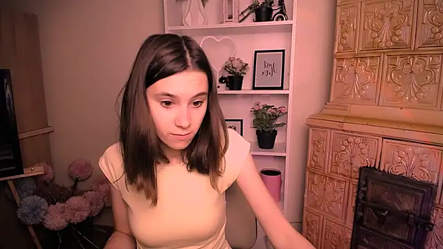 Snapshot of RosaRay_ chatting on 05-26-26, 06:20 RosaRay online show from 05-26-26, 06:20