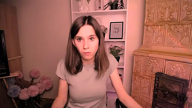 Snapshot of RosaRay_ chatting on 05-27-26, 06:10 RosaRay online show from 05-27-26, 06:10