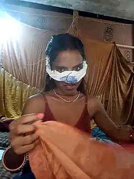 Snapshot of Babhi_Love chatting on 09-19-25, 06:30 Babhi Love online show from 09-19-25, 06:30