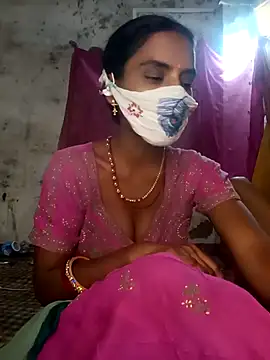 Snapshot of Babhi_Love chatting on 09-20-25, 08:10 Babhi Love online show from 09-20-25, 08:10