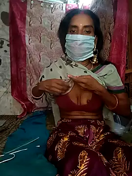 Snapshot of Babhi_Love chatting on 09-24-25, 07:06 Babhi Love online show from 09-24-25, 07:06