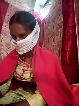 Snapshot of Babhi_Love chatting on 10-11-25, 05:44 Babhi Love online show from 10-11-25, 05:44