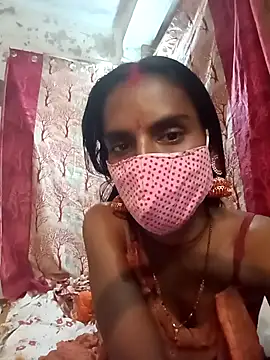 Snapshot of Babhi_Love chatting on 10-20-25, 07:58 Babhi Love online show from 10-20-25, 07:58