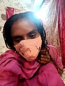 Snapshot of Babhi_Love chatting on 10-25-25, 04:57 Babhi Love online show from 10-25-25, 04:57