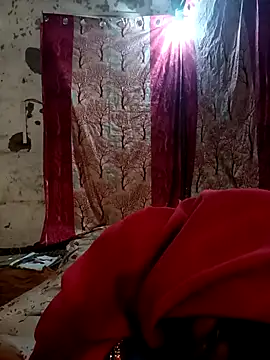 Snapshot of Babhi_Love chatting on 11-02-25, 04:20 Babhi Love online show from 11-02-25, 04:20