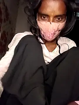 Snapshot of Babhi_Love chatting on 11-19-25, 10:15 Babhi Love online show from 11-19-25, 10:15