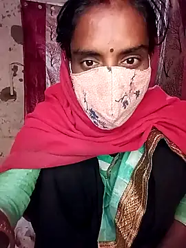 Snapshot of Babhi_Love chatting on 11-23-25, 05:35 Babhi Love online show from 11-23-25, 05:35