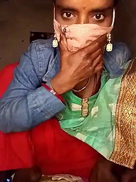 Snapshot of Babhi_Love chatting on 12-21-25, 07:26 Babhi Love online show from 12-21-25, 07:26