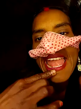 Snapshot of Babhi_Love chatting on 01-11-26, 05:01 Babhi Love online show from 01-11-26, 05:01