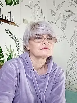 Catty Lady online show from 02-04-26, 08:58