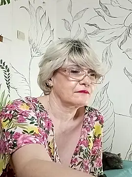Catty Lady online show from 05-12-26, 06:38