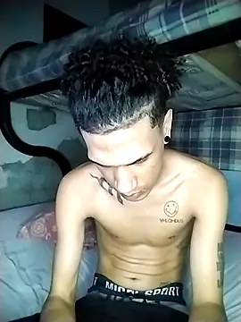 Snapshot of Gabriel_Stone chatting on 10-24-25, 03:36 Gabriel Stone online show from 10-24-25, 03:36