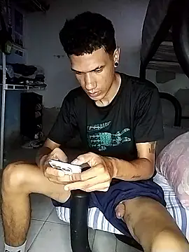 Snapshot of Gabriel_Stone chatting on 01-15-26, 04:33 Gabriel Stone online show from 01-15-26, 04:33