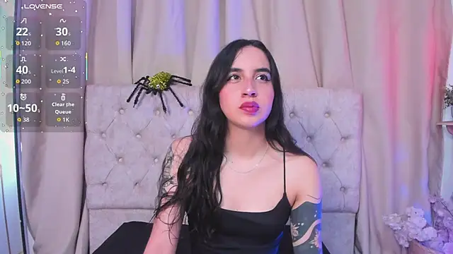 kaylee lee online show from 10-18-25, 01:45